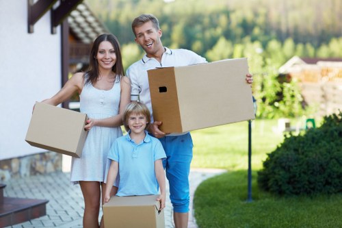 Experienced movers handling a residential move in North Sheen